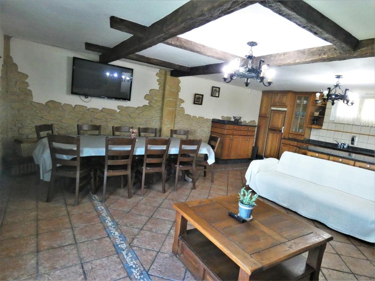 Villa La Ballena De Sonabia Orinon Bagian luar foto